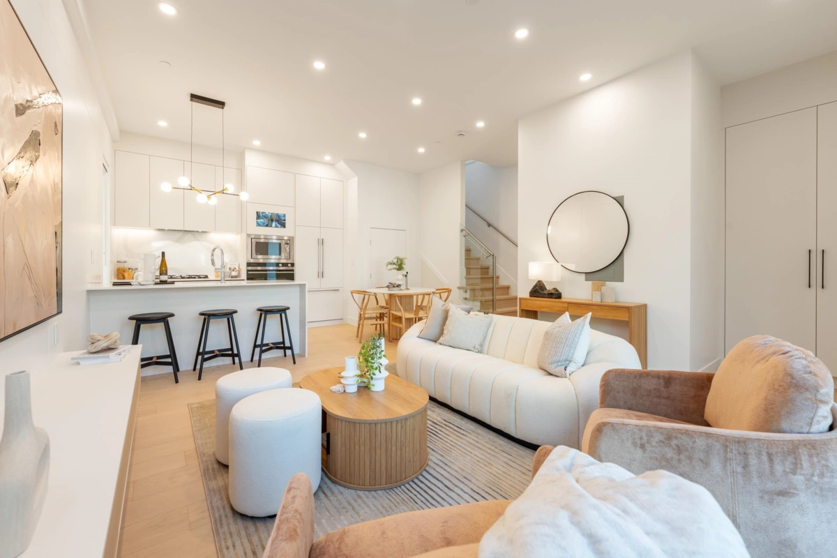 Pantry Photo of 1 6933 Prince Edward Street, Vancouver, BC