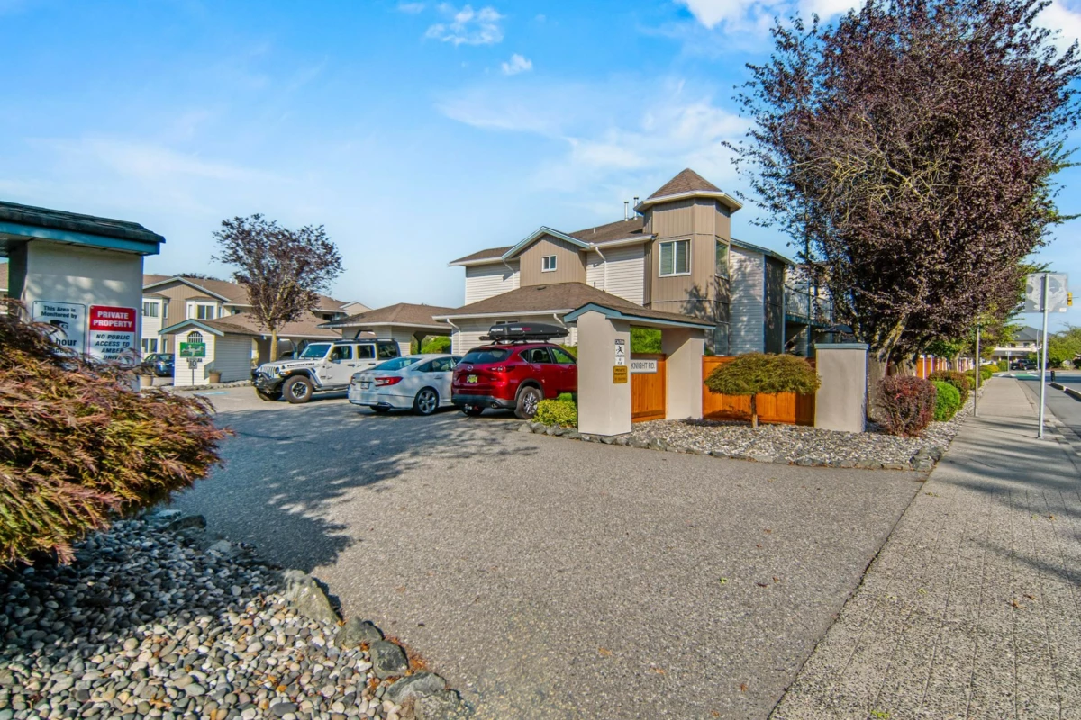 Aerial View of 20 45435 Knight Road, Chilliwack, BC
