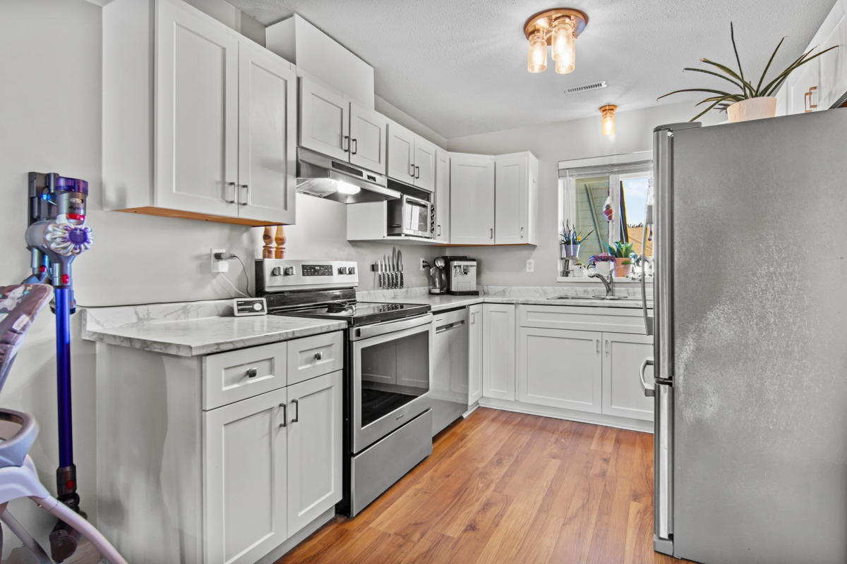 Family Room Photo of 20 45435 Knight Road, Chilliwack, BC