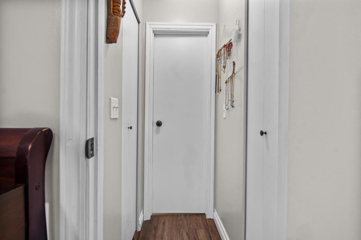 Mudroom Photo of 20 45435 Knight Road, Chilliwack, BC