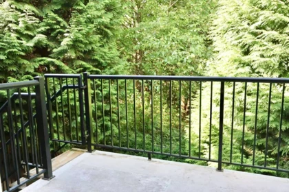 Powder Room Photo of 3471 147a Street, Surrey, BC