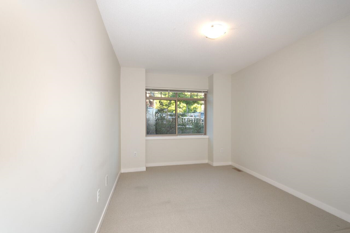 Outdoor Deck Photo of 95 55 Hawthorn Drive, Port Moody, BC