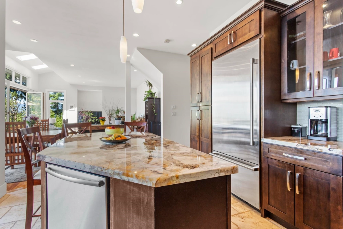 Bedroom 2 Photo of 220 Panorama Road, Lions Bay, BC V0N 2E0