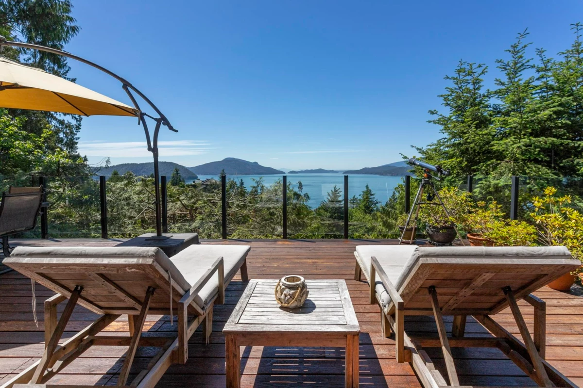 Loft / Bonus Room Photo of 220 Panorama Road, Lions Bay, BC V0N 2E0