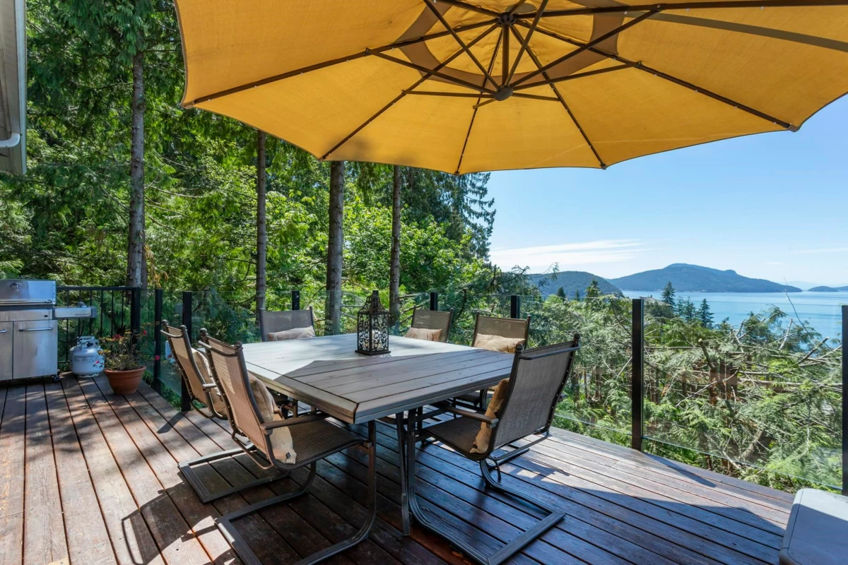 Office / Den Photo of 220 Panorama Road, Lions Bay, BC V0N 2E0