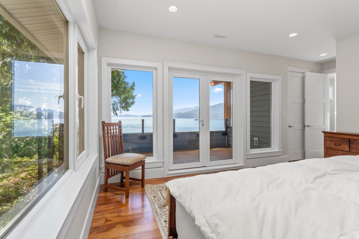 Staircase Photo of 220 Panorama Road, Lions Bay, BC V0N 2E0