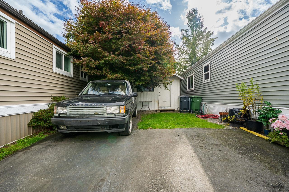 Kitchen Island Photo of 109 3665 244 Street, Langley, BC