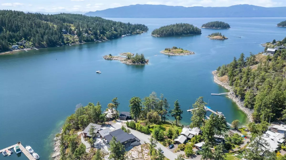 Hallway Photo of Lot 12 Pinehaven Way, Garden Bay, BC
