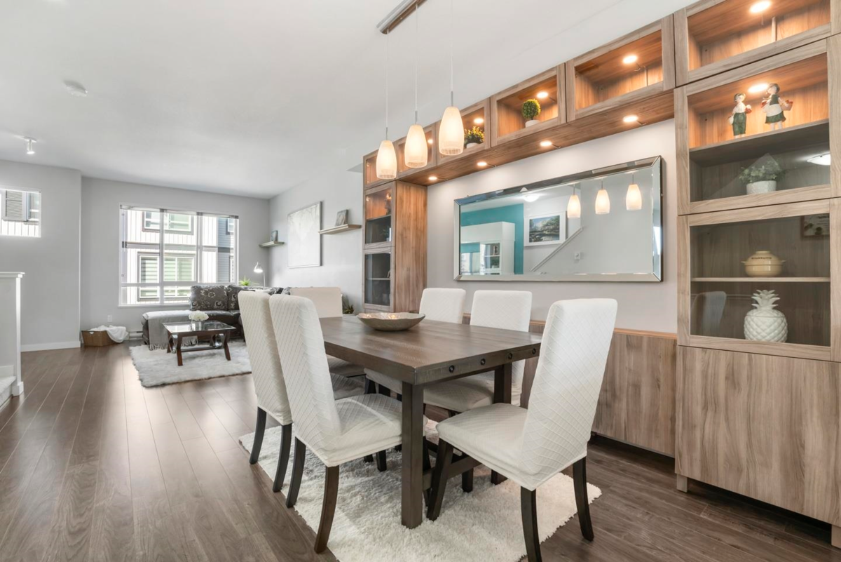 Hallway Photo of 172 30930 Westridge Place, Abbotsford, BC