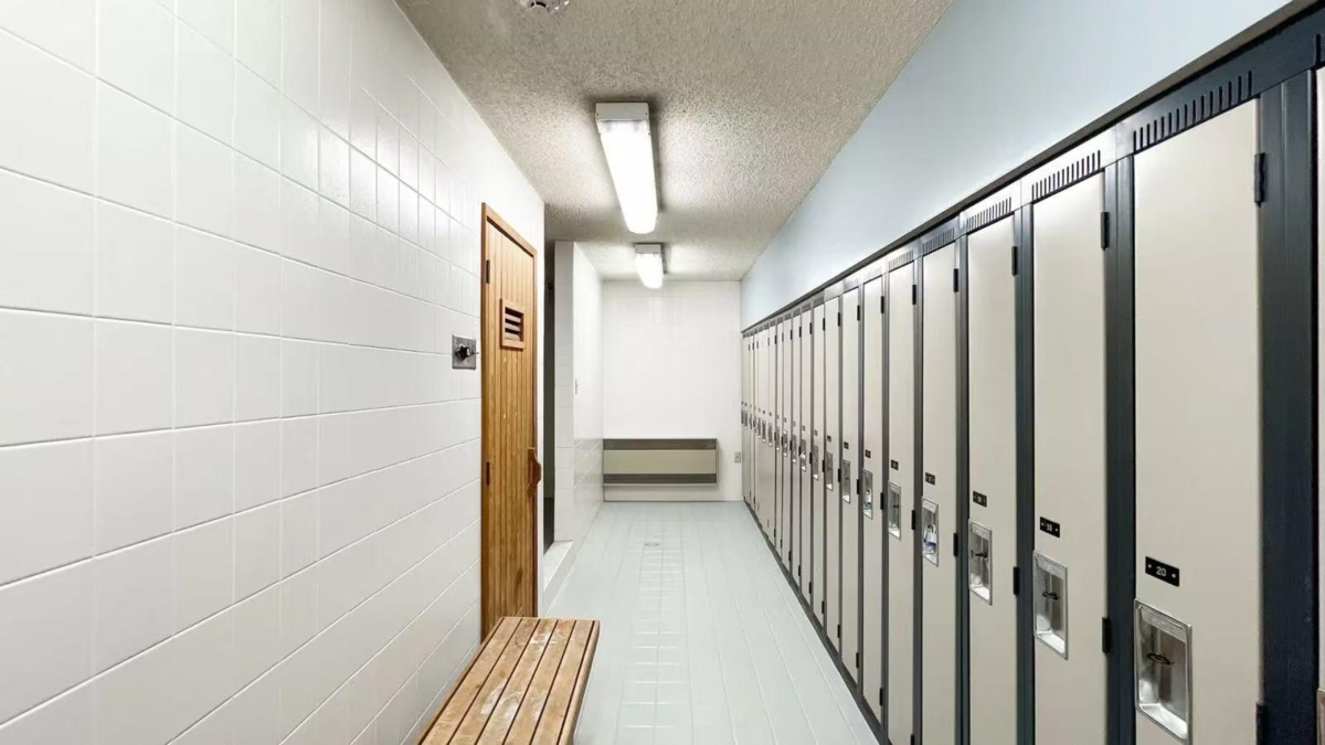 Walk-In Closet Photo of 501 850 Burrard Street, Vancouver, BC