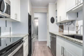 303 2004 Fullerton Avenue, North Vancouver, BC