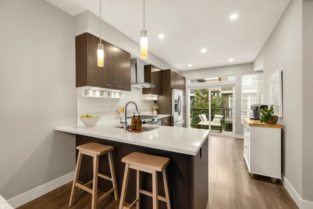 Kitchen Island Photo of 171 1894 Osprey Drive, Tsawwassen, BC