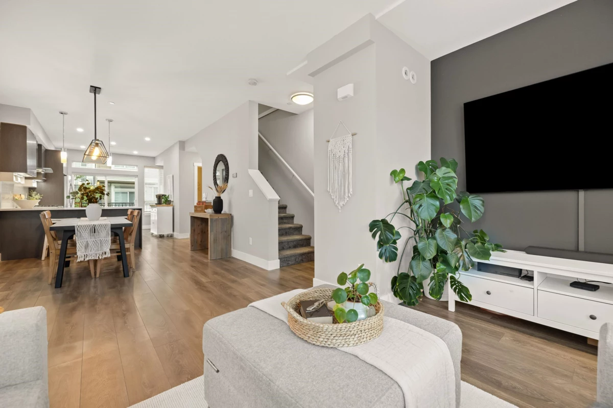 Walk-In Closet Photo of 171 1894 Osprey Drive, Tsawwassen, BC