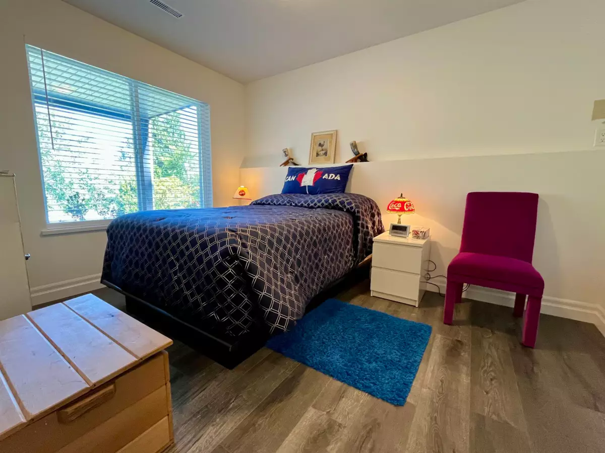 Basement Recreation Room Photo of 5800 Jinkerson Road, Chilliwack, BC