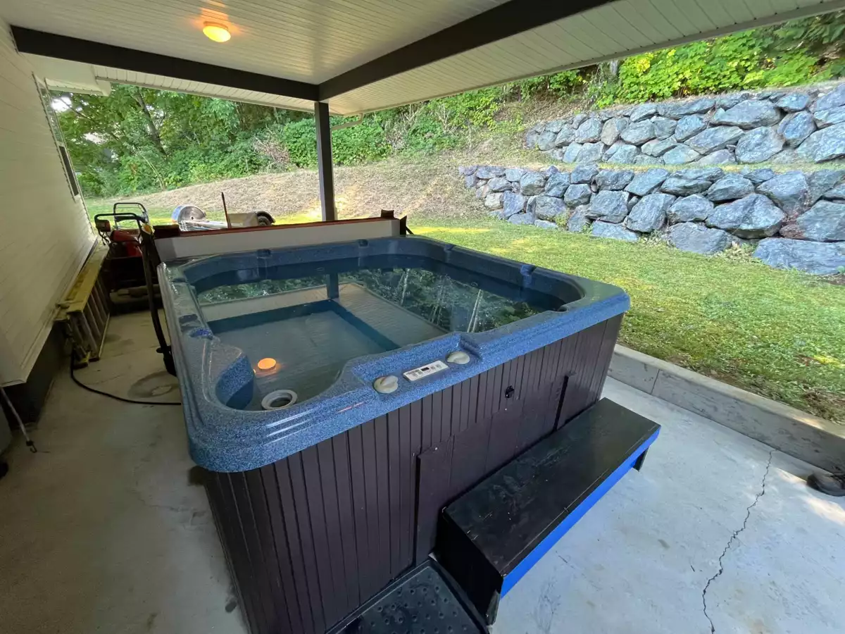 Pantry Photo of 5800 Jinkerson Road, Chilliwack, BC