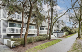 303 1545 E 2nd Avenue, Vancouver, BC