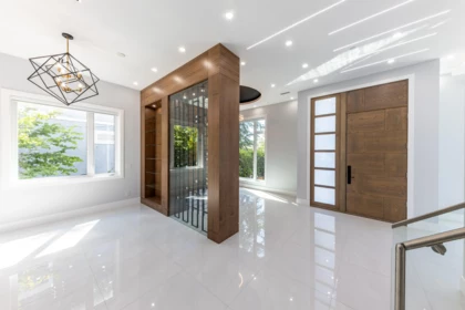 Walk-In Closet Photo of 3587 Mayfair Avenue, Vancouver, BC