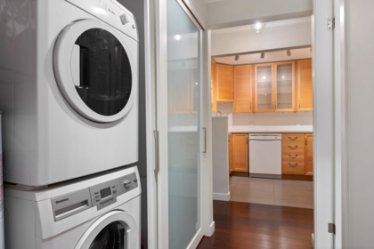 Mudroom Photo of 104 925 W 15th Avenue, Vancouver, BC