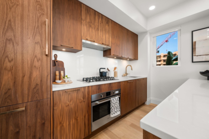 313 2550 Garden Drive, Vancouver, BC, Vancouver — Apartment/Condo for sale