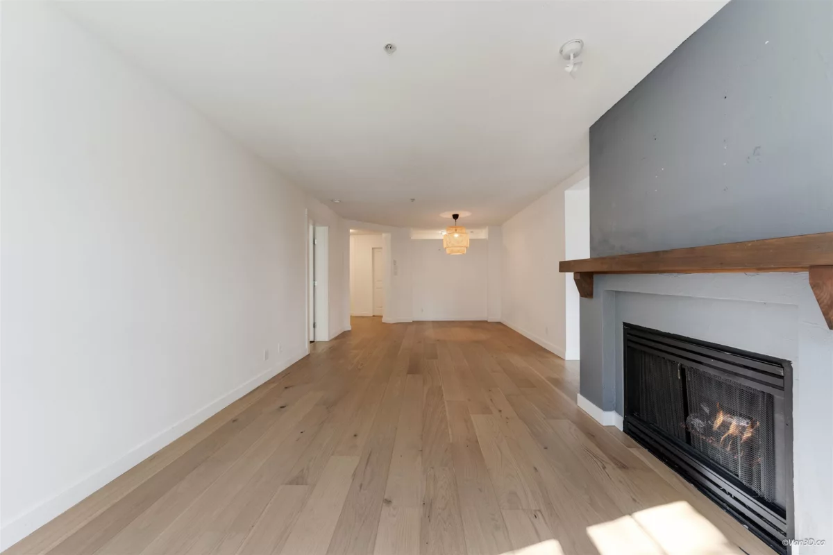 Hallway Photo of 111 1432 Parkway Boulevard, Coquitlam, BC