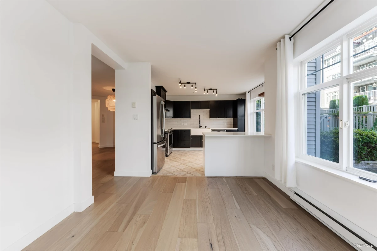 Outdoor Deck Photo of 111 1432 Parkway Boulevard, Coquitlam, BC