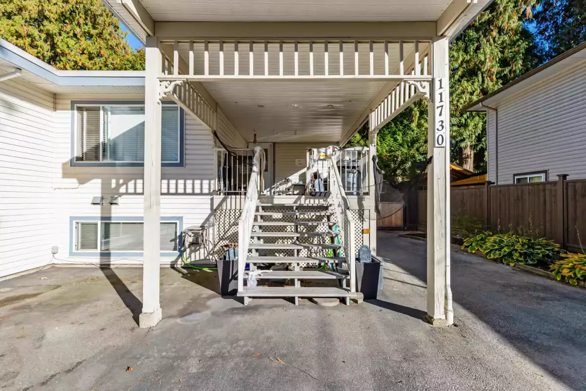 Family Room Photo of 11732 11730 Bonson Road, Pitt Meadows, BC