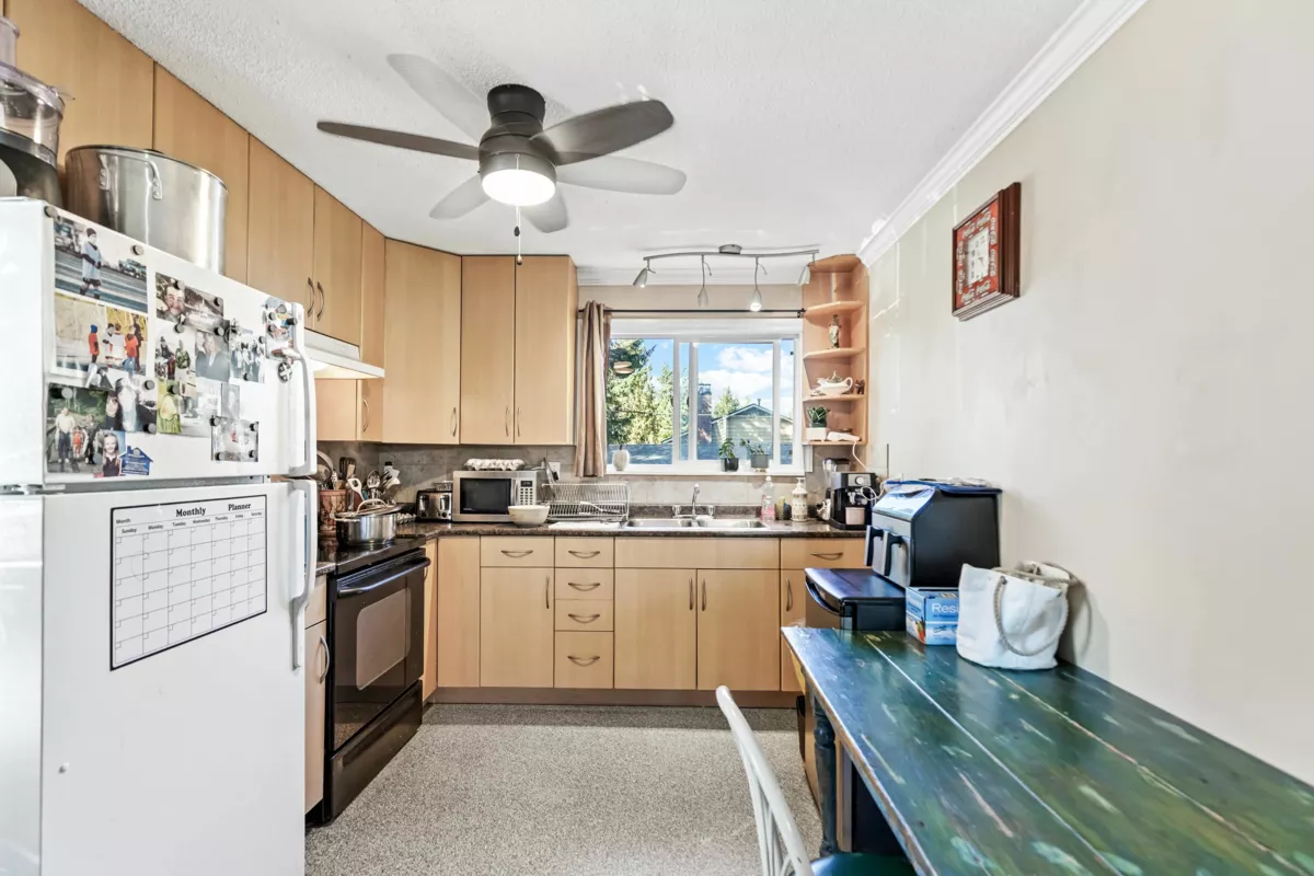 Hallway Photo of 11732 11730 Bonson Road, Pitt Meadows, BC