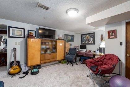 Powder Room Photo of 13759 111 Avenue, Surrey, BC