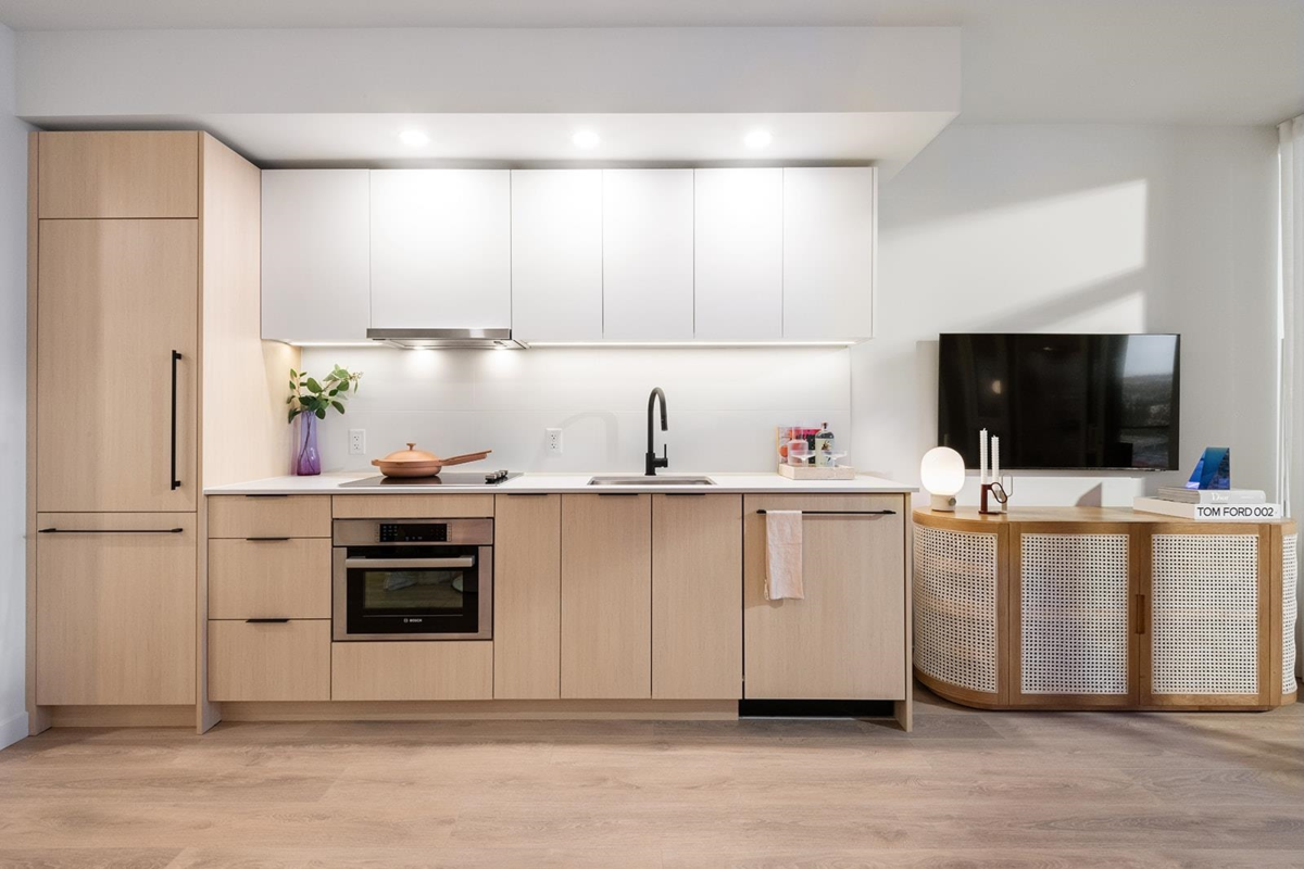 Family Room Photo of 503 13738 Central Avenue, Surrey, BC