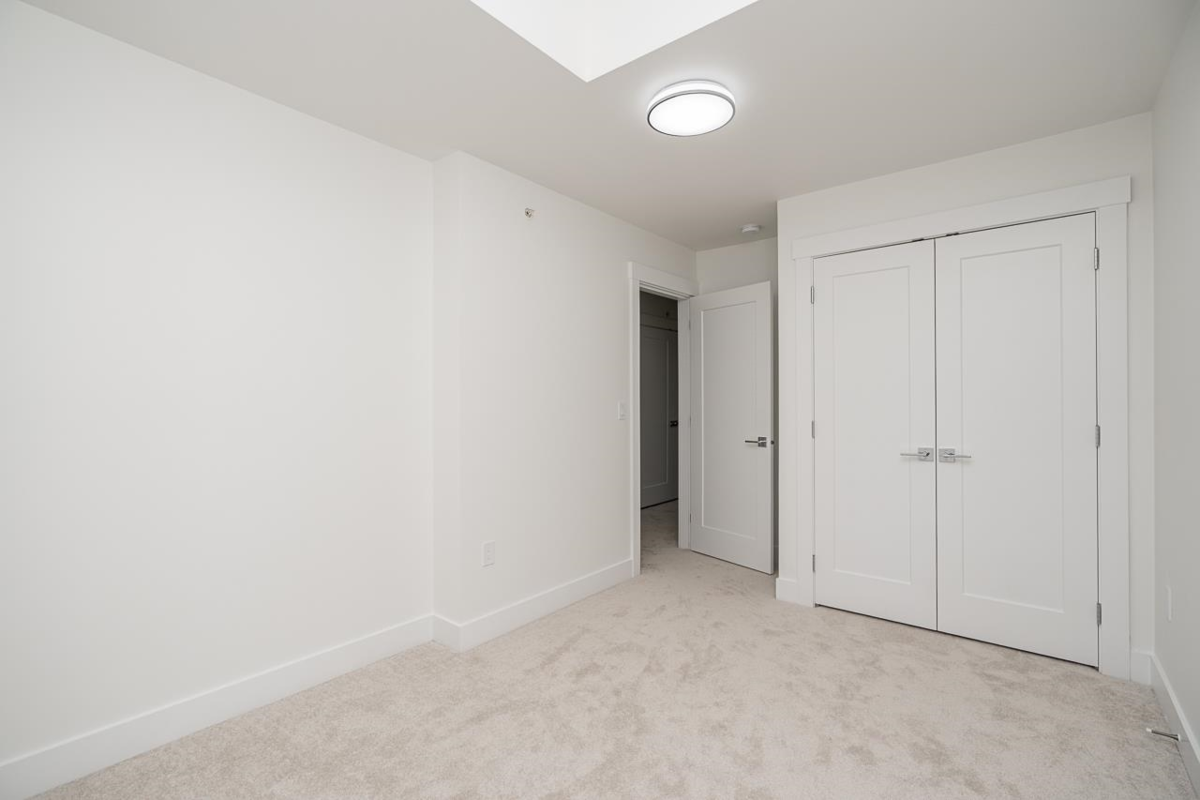 Basement Recreation Room Photo of 20535 74b Avenue, Langley, BC