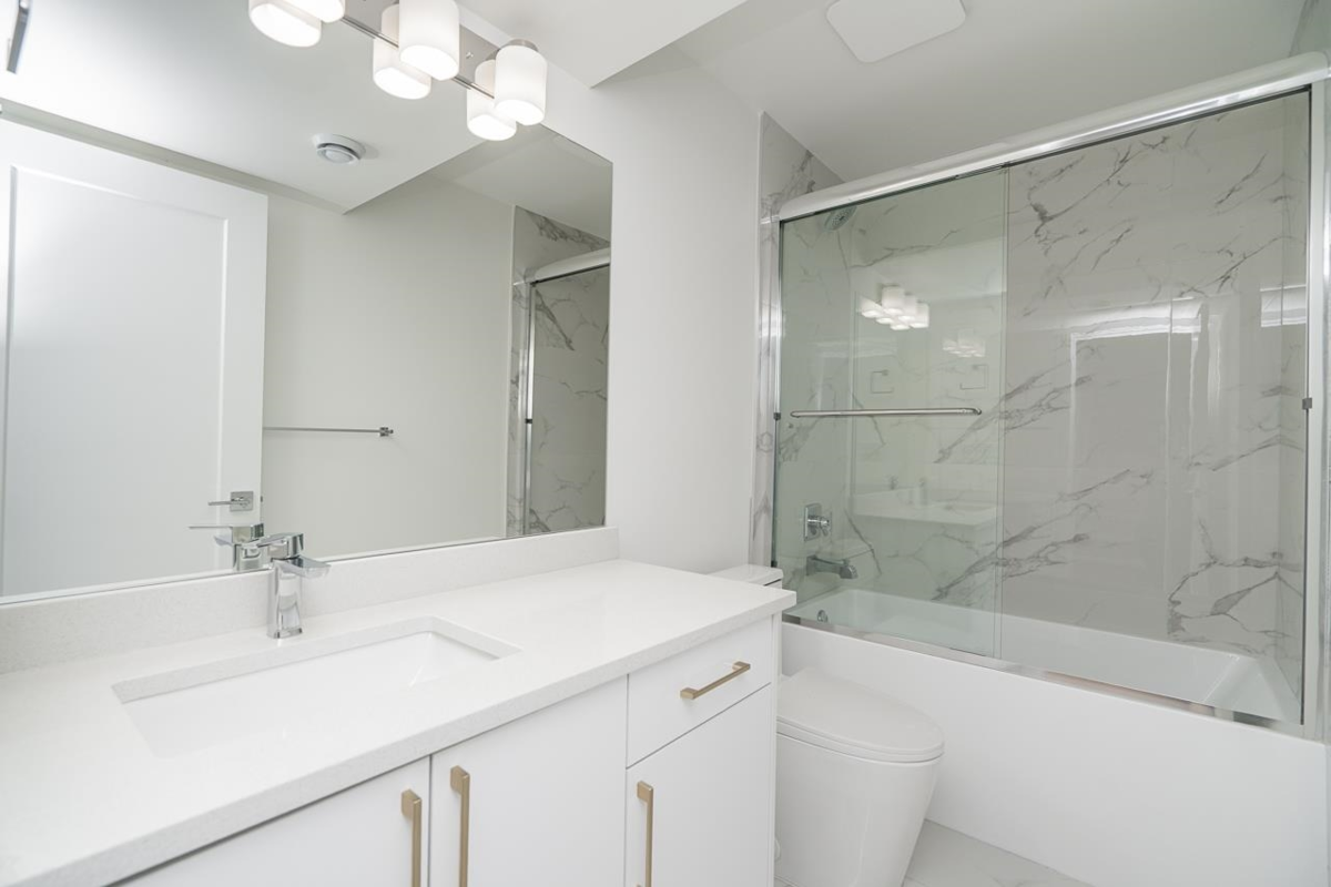 Front Yard Photo of 20535 74b Avenue, Langley, BC