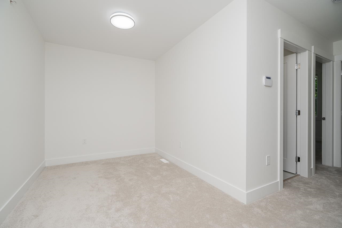 Primary Bathroom Photo of 20535 74b Avenue, Langley, BC