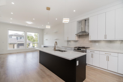 20535 74b Avenue, Langley, BC, Willoughby Heights — 3 bed row house (non-strata) for sale