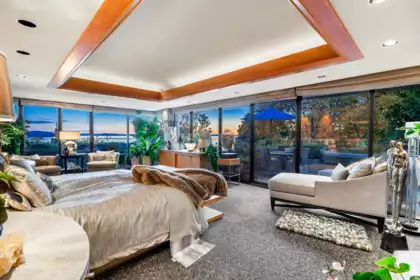 Basement Recreation Room Photo of 14971 Prospect Avenue, White Rock, BC
