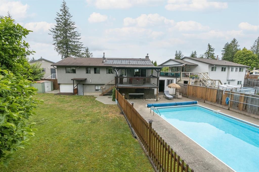 Backyard Photo of 20272 46a Avenue, Langley, BC