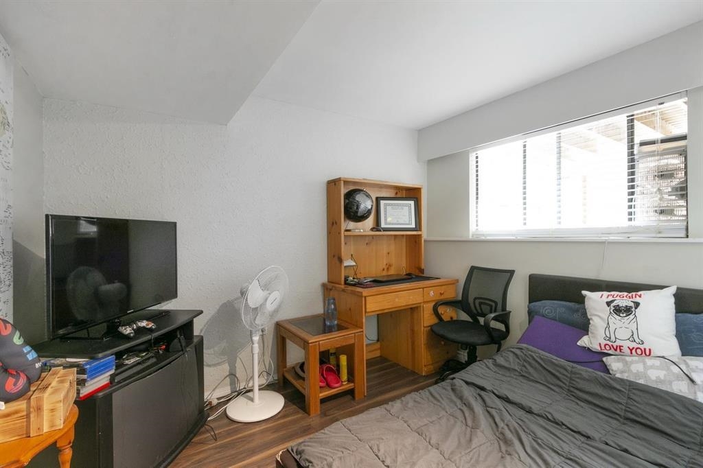 Laundry Room Photo of 20272 46a Avenue, Langley, BC