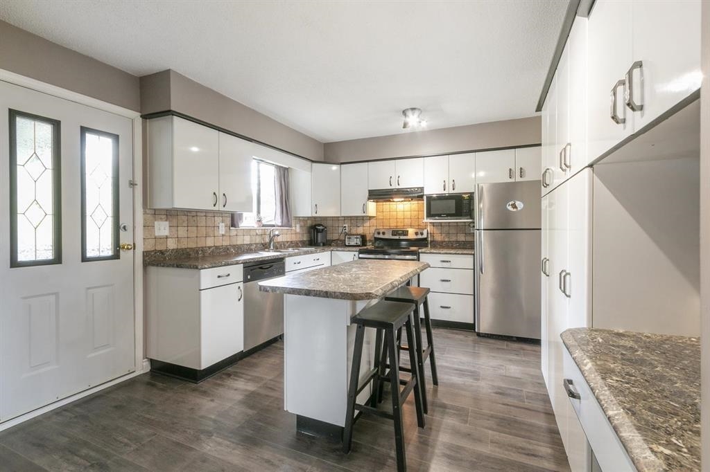 Primary Bedroom Photo of 20272 46a Avenue, Langley, BC