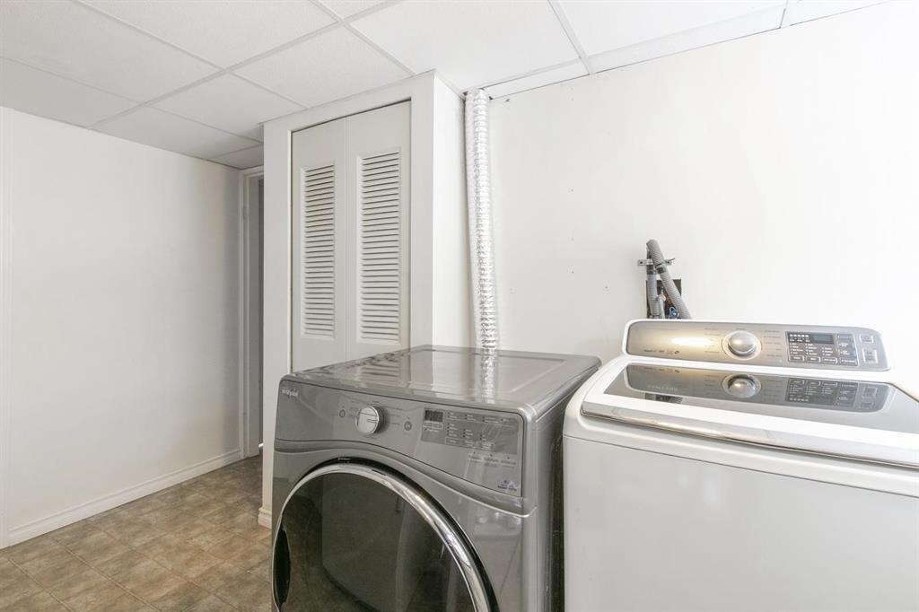 Staircase Photo of 20272 46a Avenue, Langley, BC