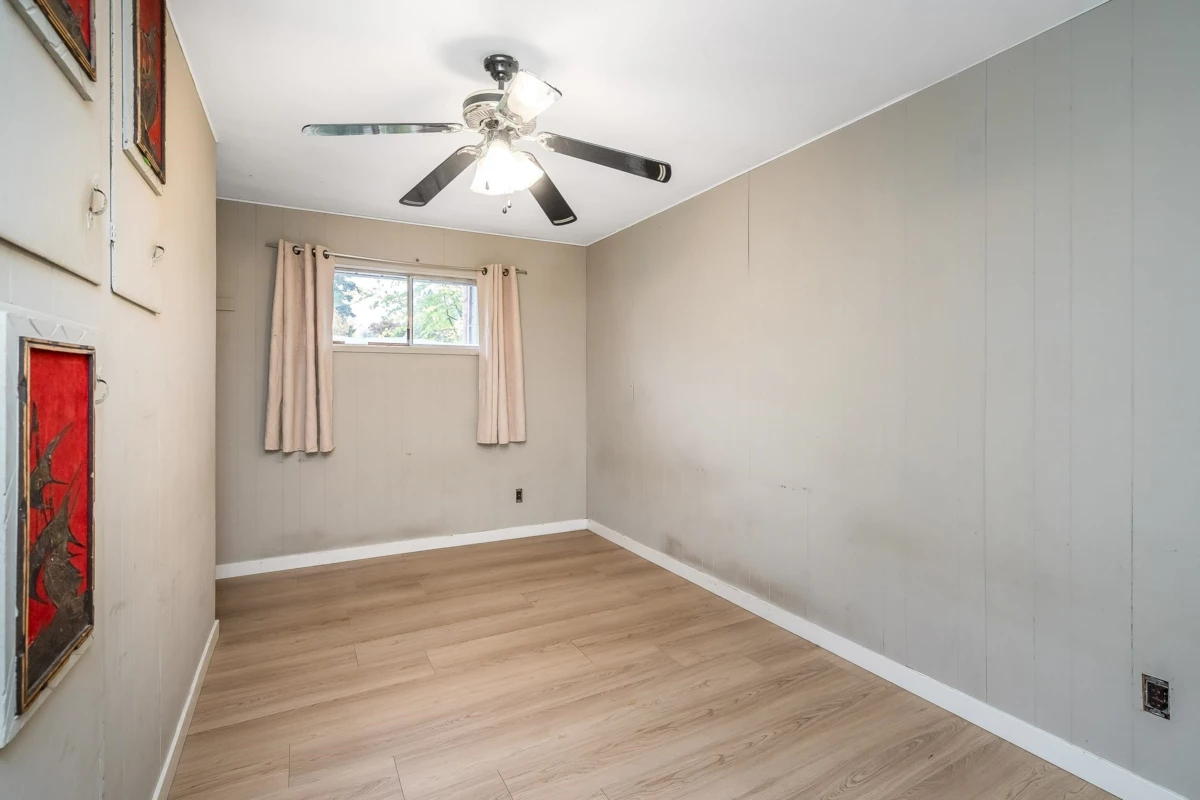 Staircase Photo of 10331 155a Street, Surrey, BC