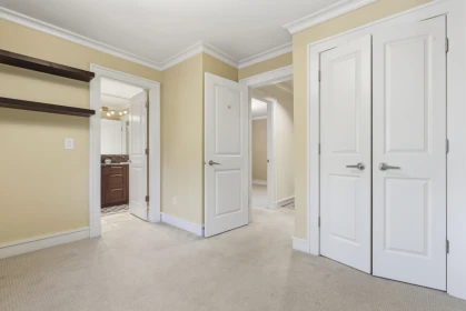 Laundry Room Photo of 1017 Canyon Boulevard, North Vancouver, BC