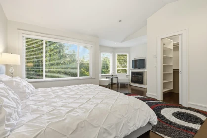 Powder Room Photo of 1017 Canyon Boulevard, North Vancouver, BC