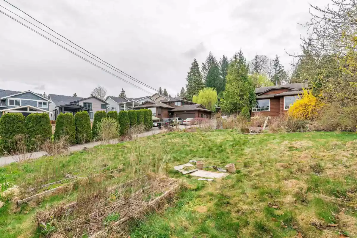 Kitchen Island Photo of 20626 Grade Crescent, Langley, BC