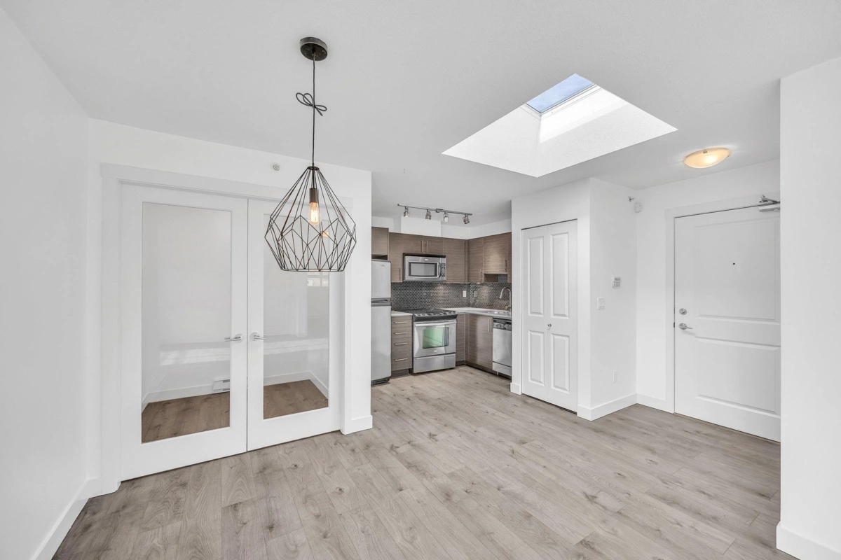 Breakfast Nook Photo of PH3 1533 E 8th Avenue, Vancouver, BC