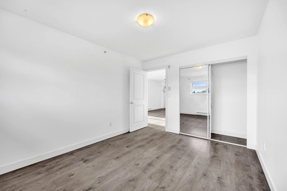 Powder Room Photo of PH3 1533 E 8th Avenue, Vancouver, BC