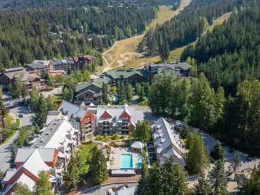 301 2050 Lake Placid Road, Whistler, BC, Whistler — Apartment/Condo for sale