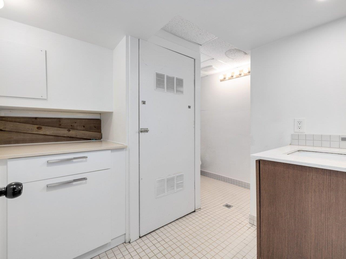 Bedroom 4 Photo of 1154 Finlay Street, White Rock, BC