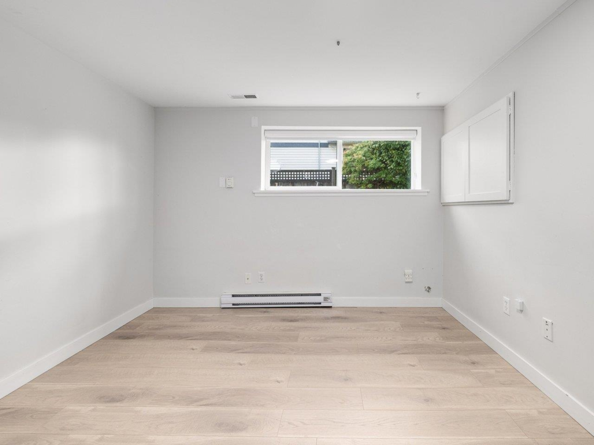 Office / Den Photo of 1154 Finlay Street, White Rock, BC