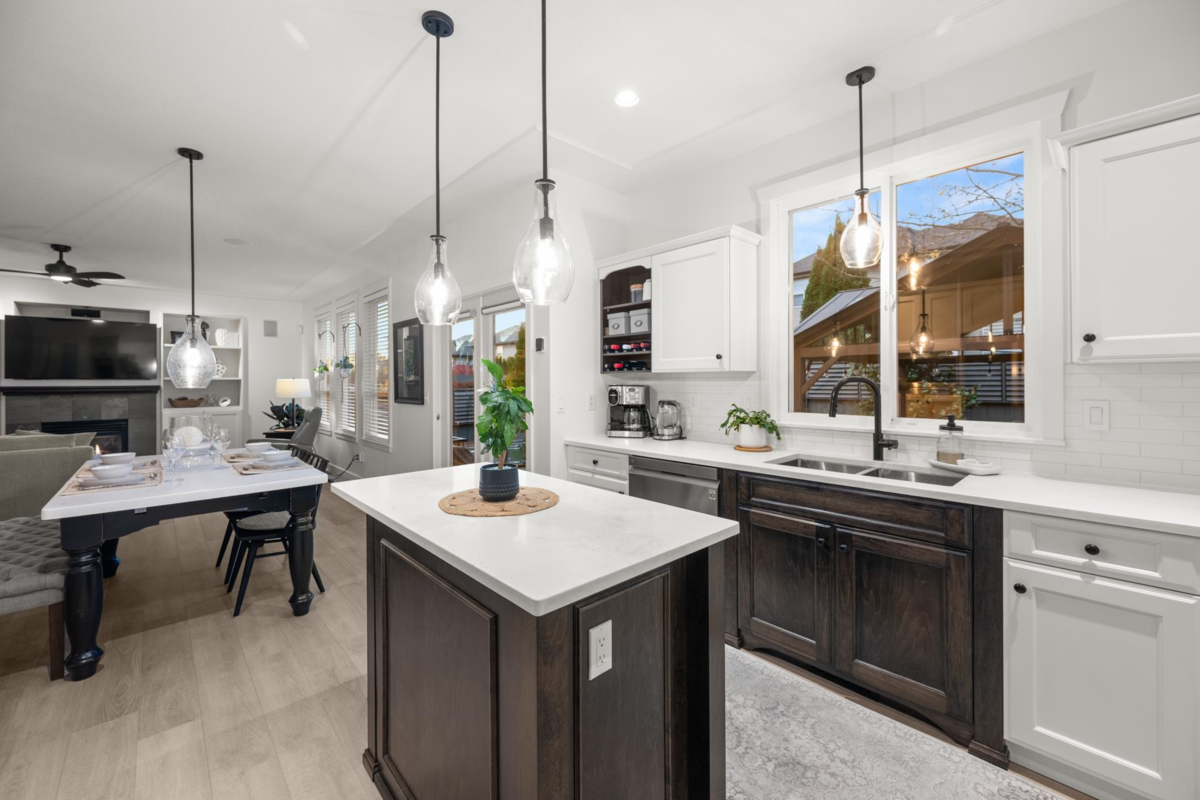 Bedroom 2 Photo of 18955 69 Avenue, Surrey, BC