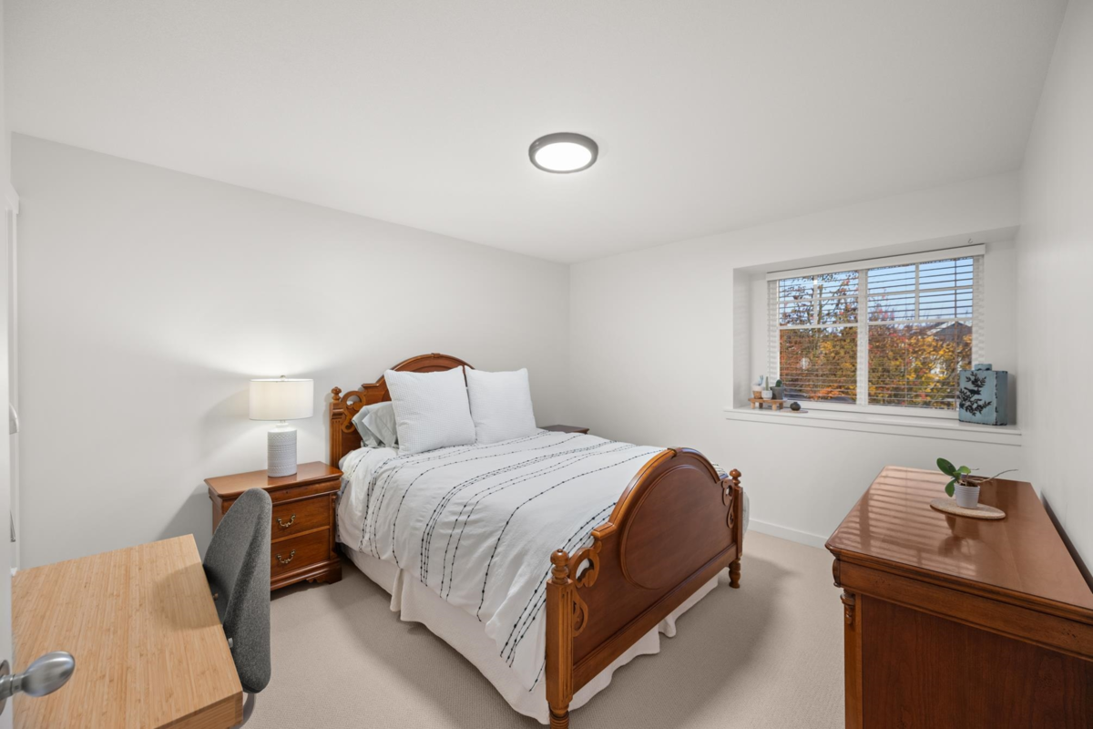 Garage Interior Photo of 18955 69 Avenue, Surrey, BC