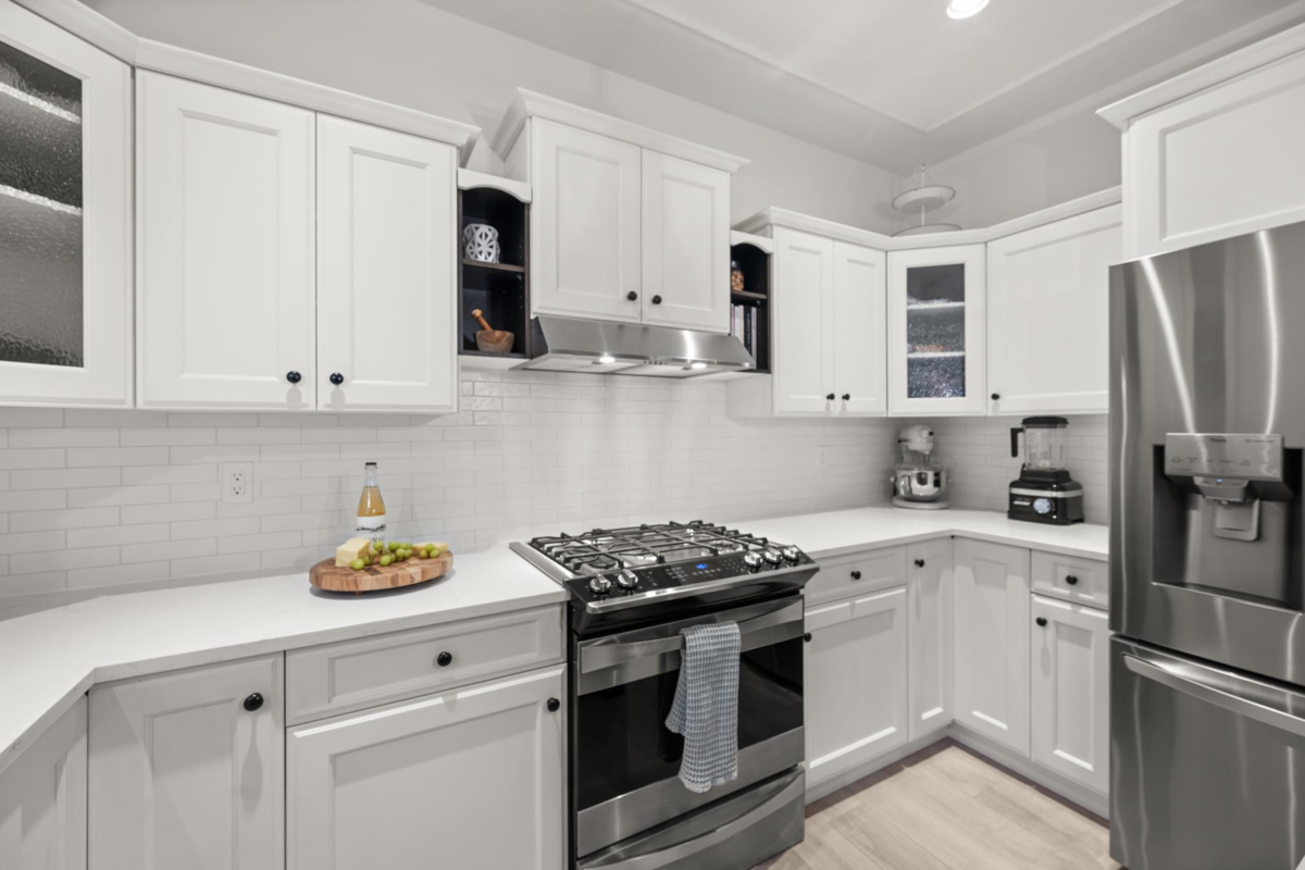 Walk-In Closet Photo of 18955 69 Avenue, Surrey, BC